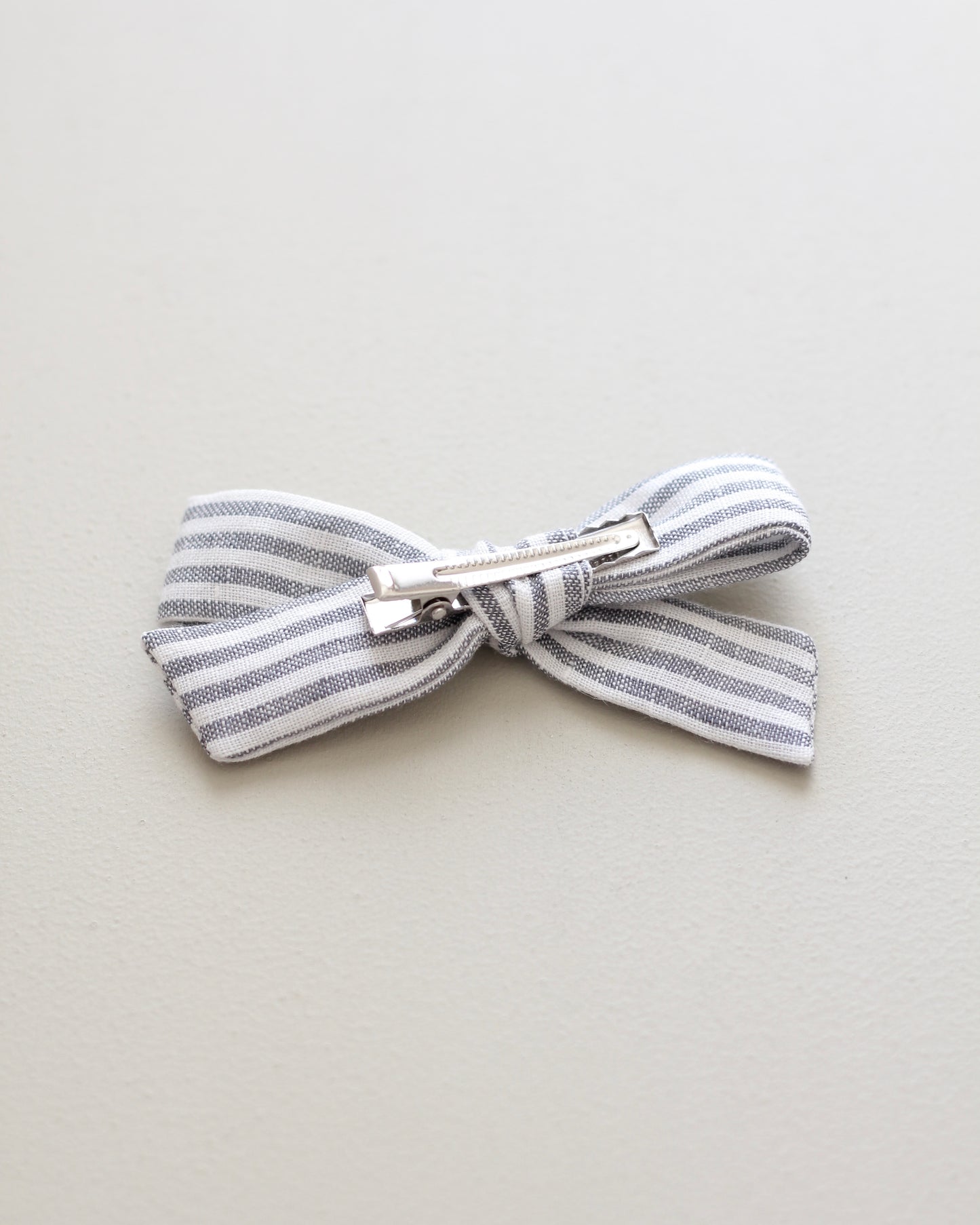 BOW CLIP / HEADBAND [medium] - black