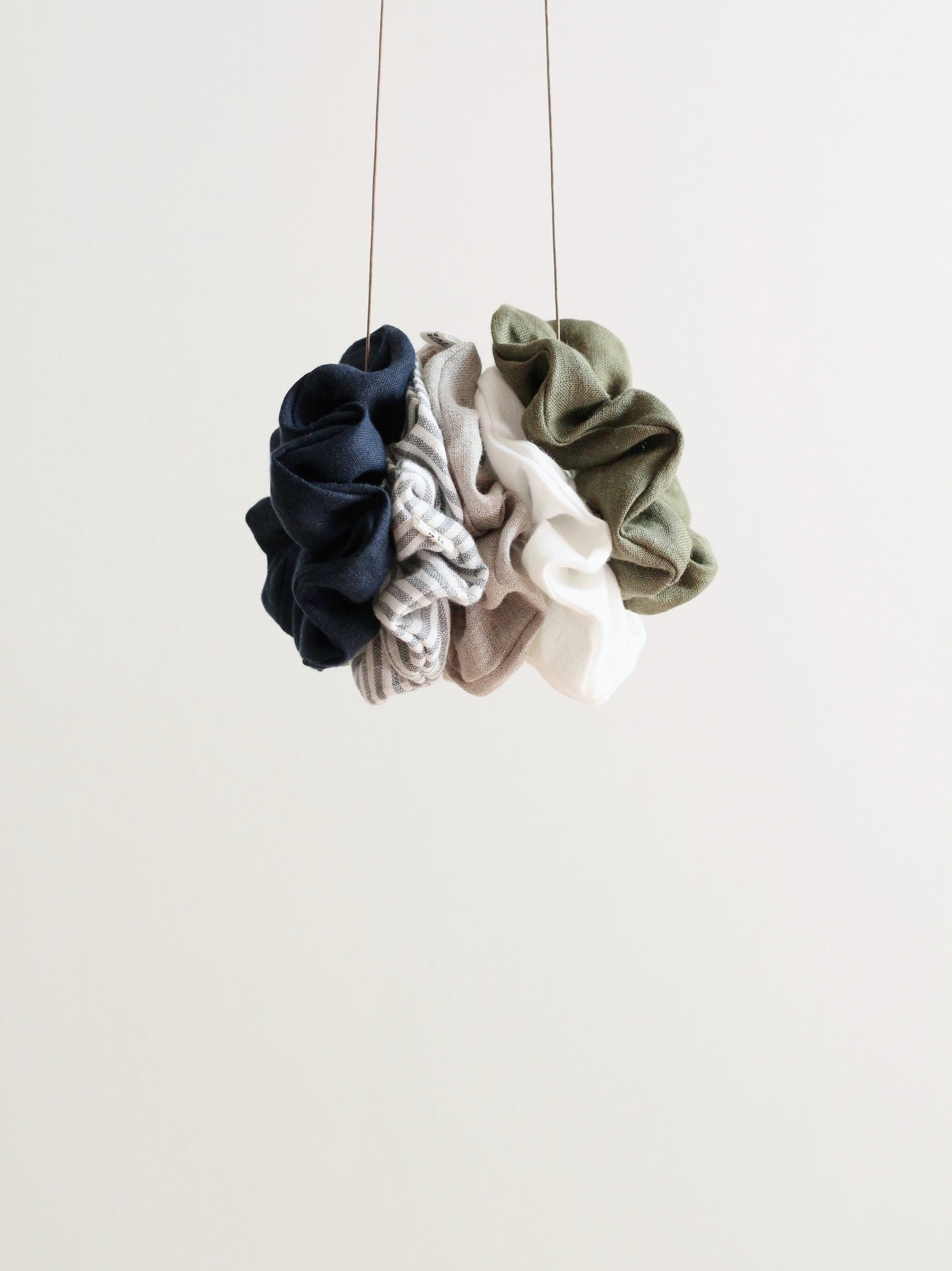 SCRUNCHIE [olive]